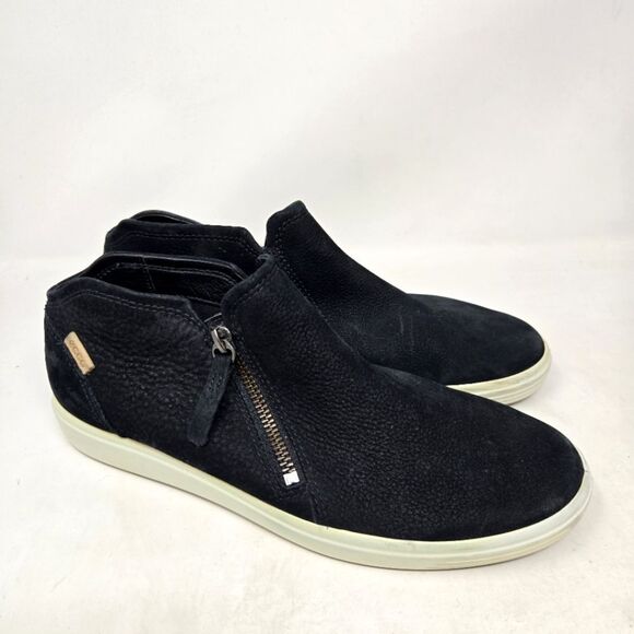 ECCO Women's Black Soft Nubuck Side Zip Sneaker Booties Size 8 - Picture 1 of 10